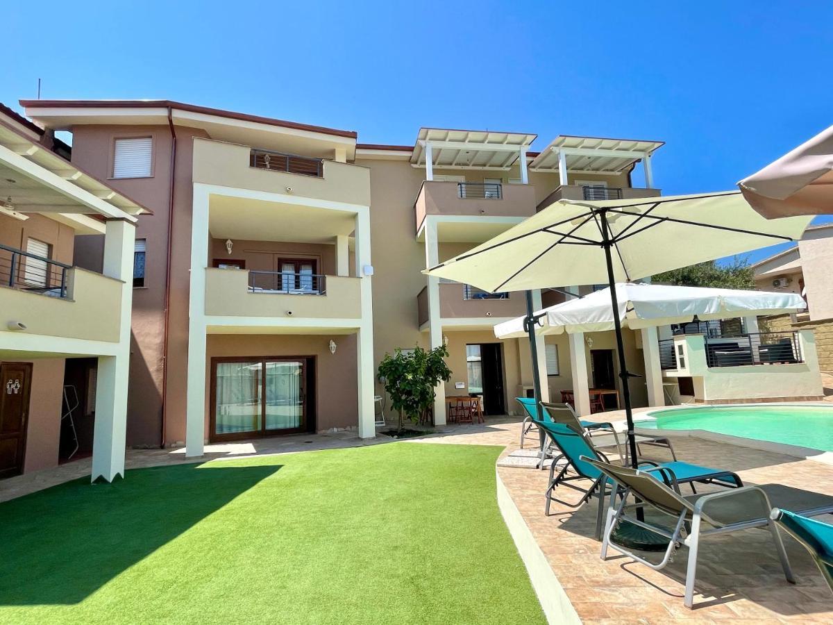 Apartment Luisa Tergu المظهر الخارجي الصورة